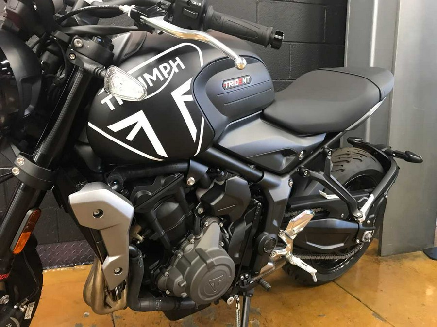 2024 TRIUMPH TRIDENT 660