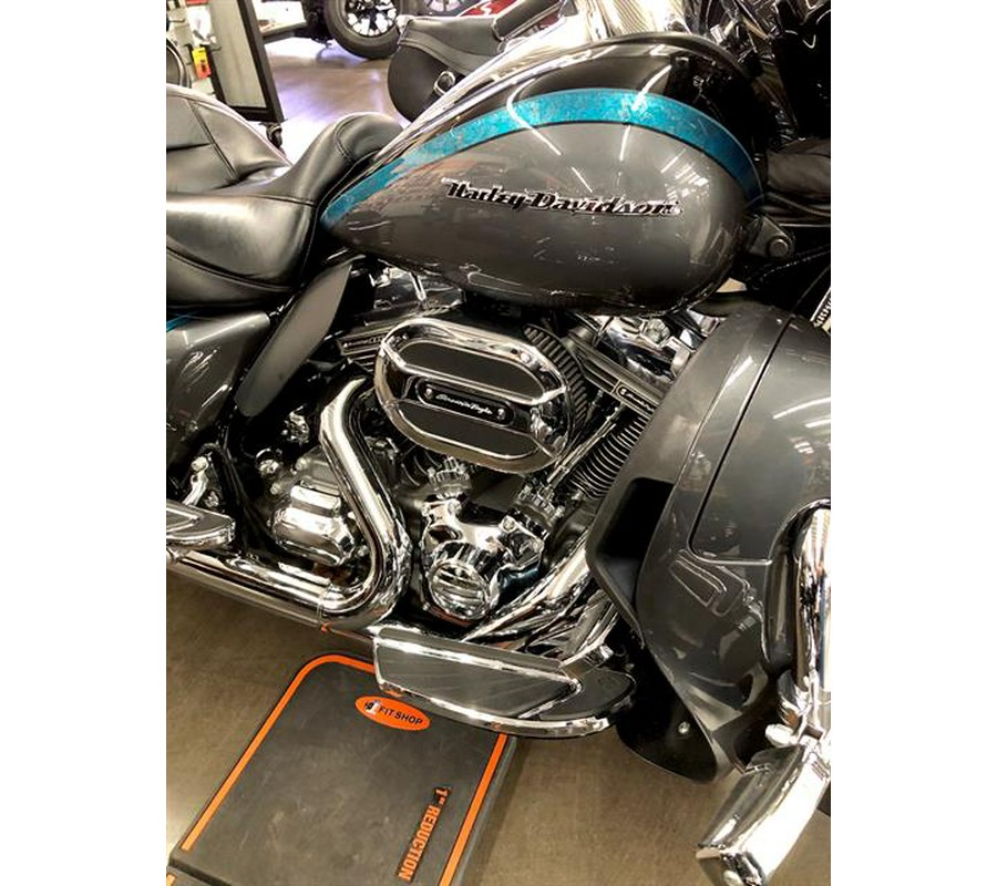 2015 Harley-Davidson CVO™ Limited