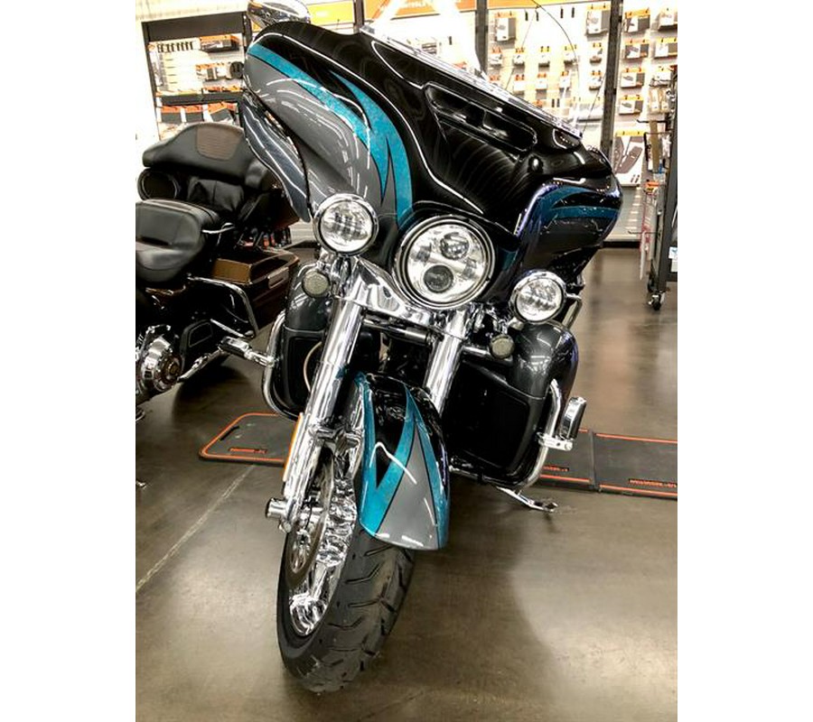 2015 Harley-Davidson CVO™ Limited