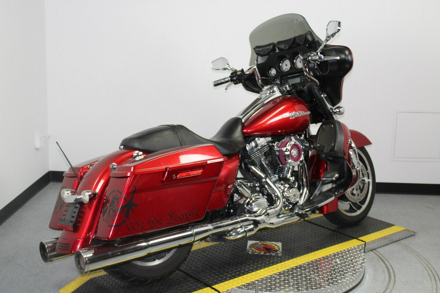 Harley-Davidson Street Glide 2013 FLHX 663601T EMBR RED SUNGLO