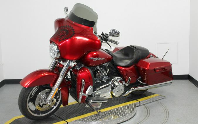 Harley-Davidson Street Glide 2013 FLHX 663601T EMBR RED SUNGLO