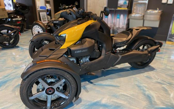 2023 Can-Am™ Ryker Sport 900 ACET