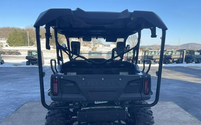 2018 Honda® Pioneer 1000-5 Deluxe