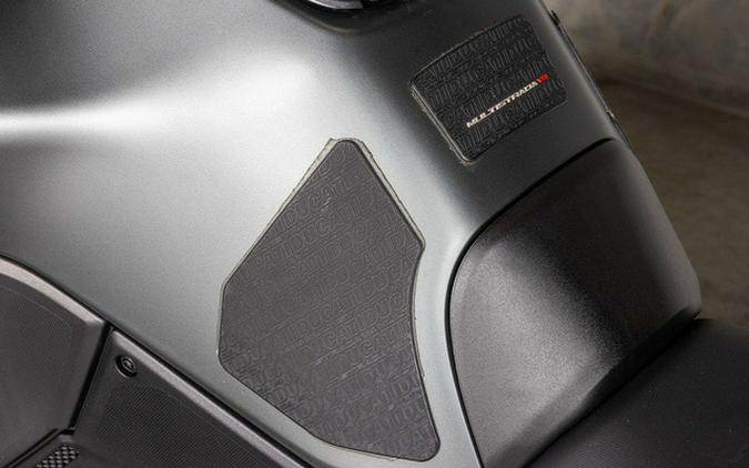 2022 Ducati Multistrada V4 Ducati Red V4