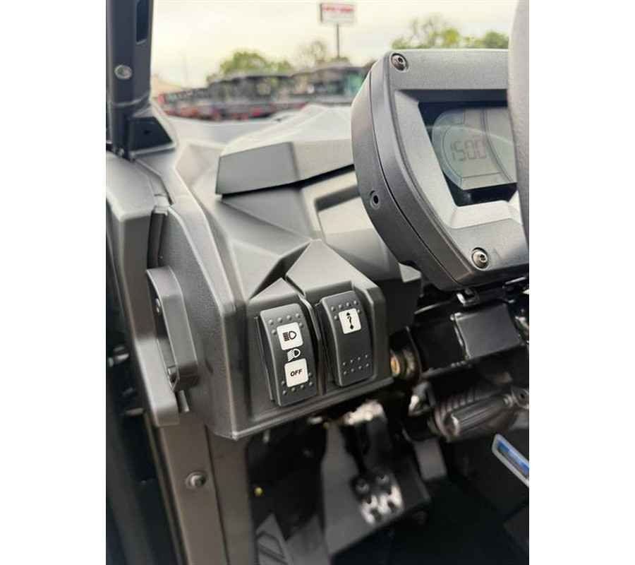 2026 Can-Am Commander XT 1000R