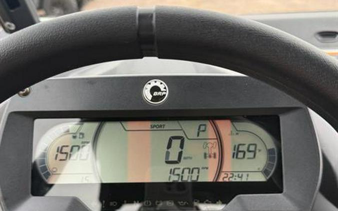 2026 Can-Am Commander XT 1000R