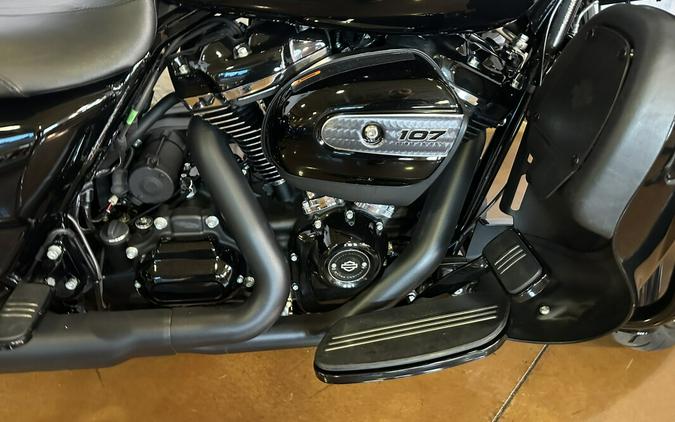 2018 Harley-Davidson Road King Special FLHRXS BLACK