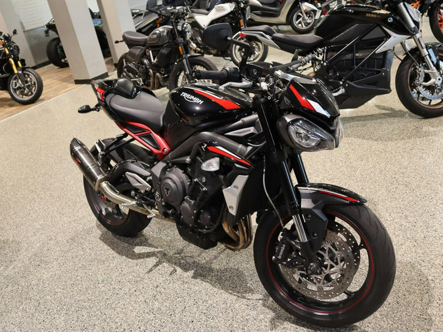 2021 Triumph Street Triple R Low Sapphire Black