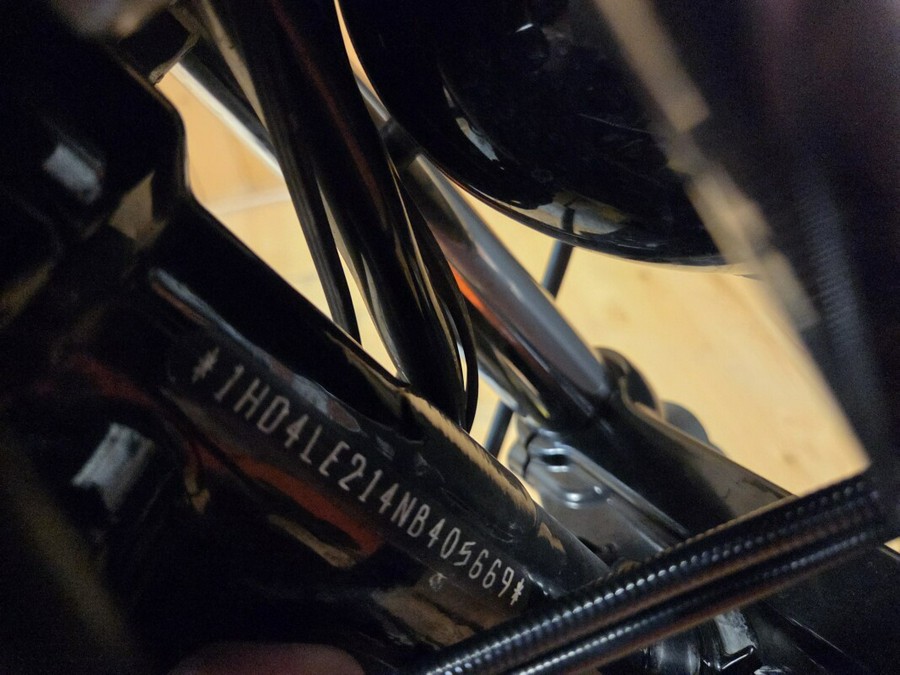 XL 883N 2022 Iron 883™