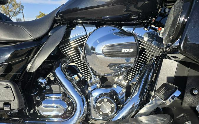 2015 Harley-Davidson® Street Glide® Special