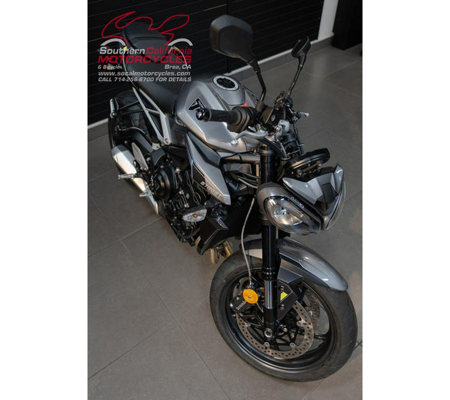 2024 Triumph Street Triple 765 R Silver Ice