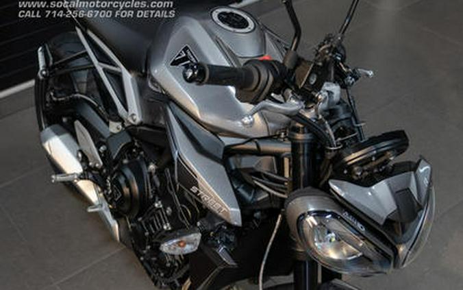 2024 Triumph Street Triple 765 R Silver Ice