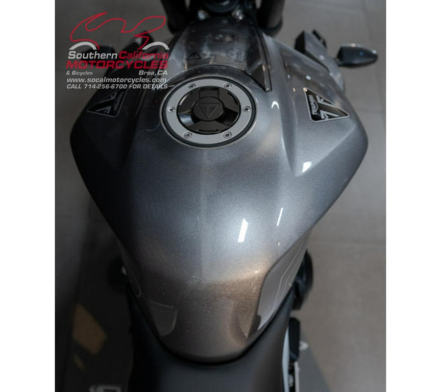 2024 Triumph Street Triple 765 R Silver Ice