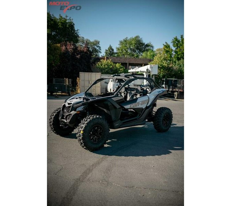 2024 Can-Am® Maverick X3 DS Turbo Catalyst Gray