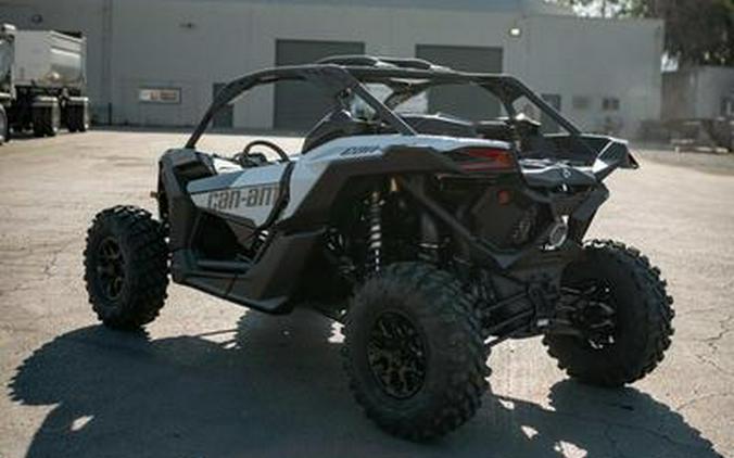 2024 Can-Am® Maverick X3 DS Turbo Catalyst Gray