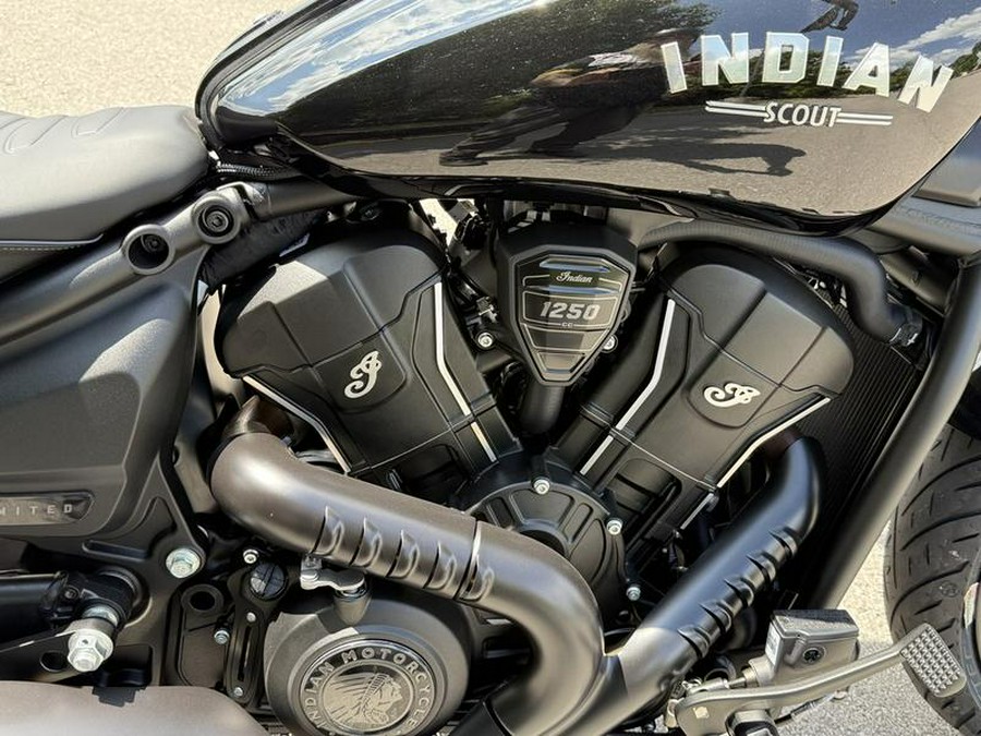 2025 Indian Motorcycle® Sport Scout® Limited +Tech Black Metallic