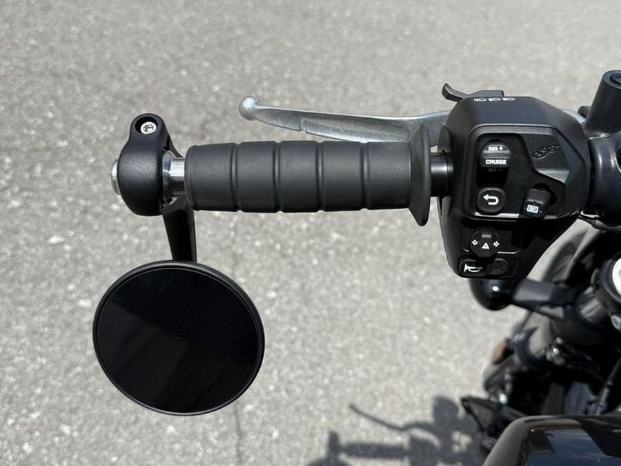 2025 Indian Motorcycle® Sport Scout® Limited +Tech Black Metallic