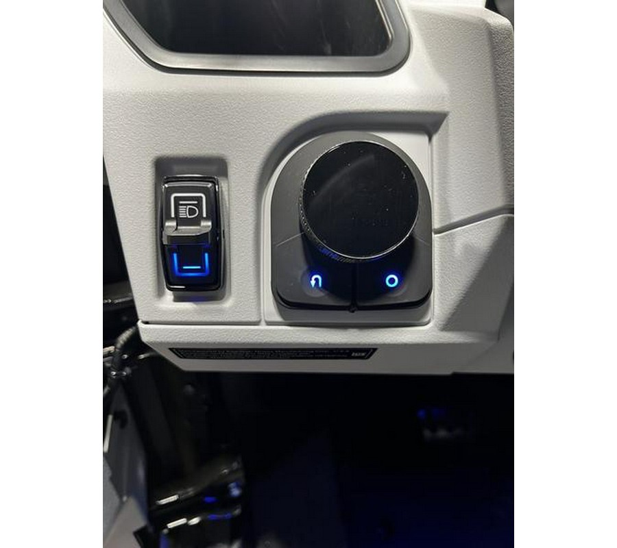 2026 Kawasaki Teryx®4 H2 Deluxe eS