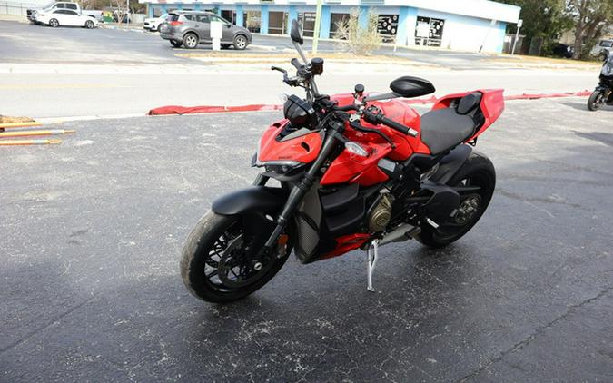 2024 Ducati Streetfighter V4