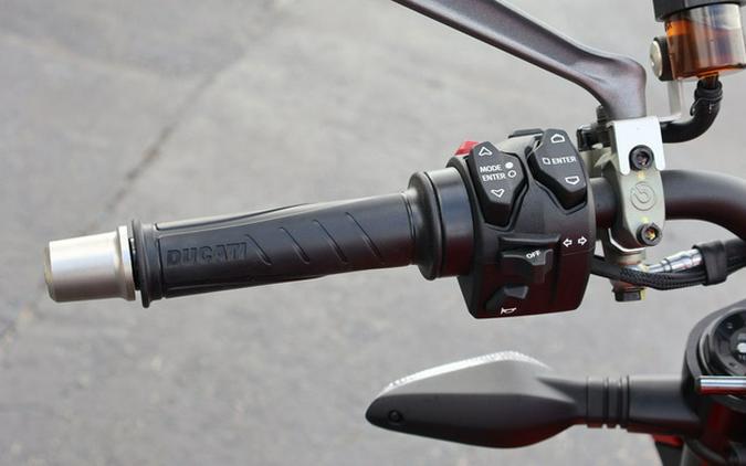 2024 Ducati Streetfighter V4