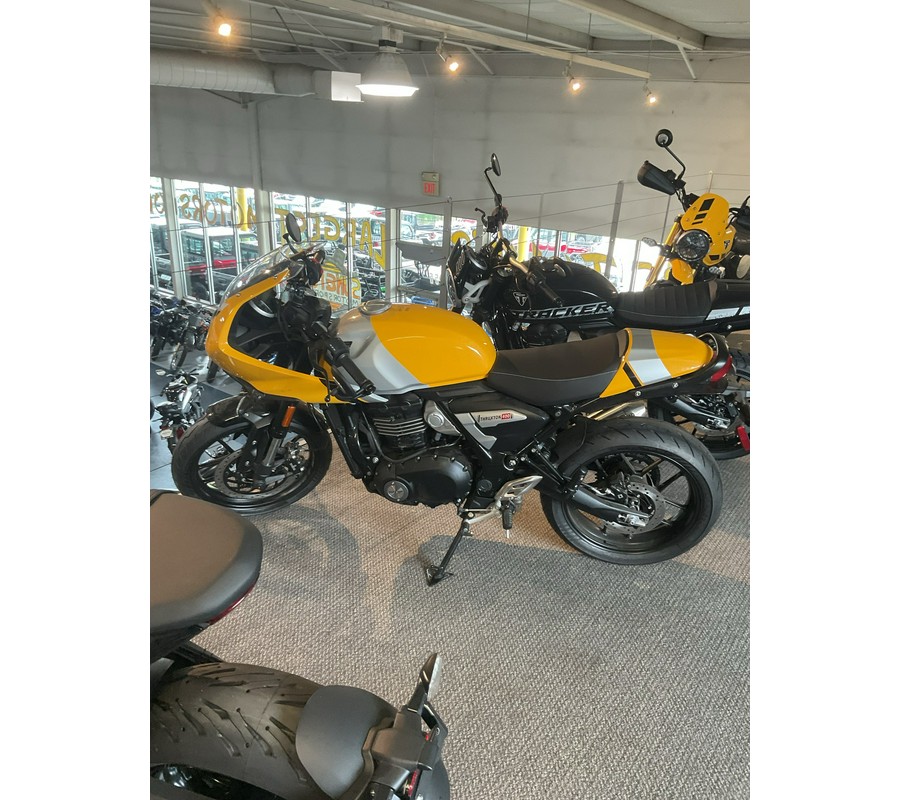 2026 Triumph Thruxton 400