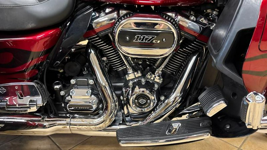 2022 Harley-Davidson® FLHTCUTGSE - CVO™ Tri Glide®