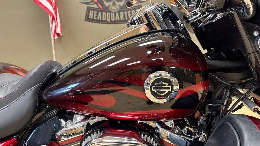 2022 Harley-Davidson® FLHTCUTGSE - CVO™ Tri Glide®