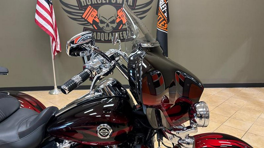 2022 Harley-Davidson® FLHTCUTGSE - CVO™ Tri Glide®