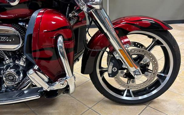 2022 Harley-Davidson® FLHTCUTGSE - CVO™ Tri Glide®
