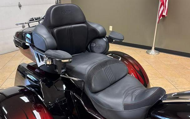 2022 Harley-Davidson® FLHTCUTGSE - CVO™ Tri Glide®