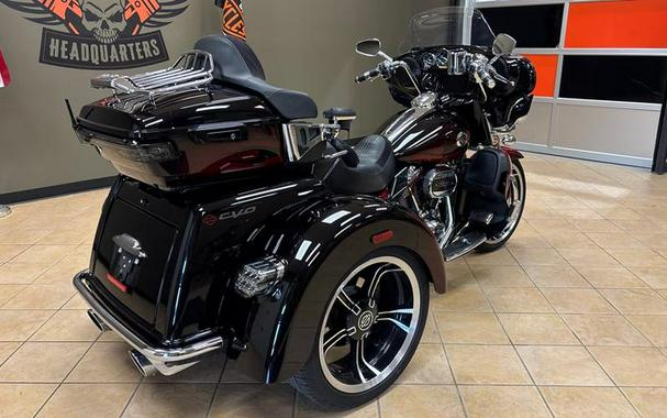 2022 Harley-Davidson® FLHTCUTGSE - CVO™ Tri Glide®