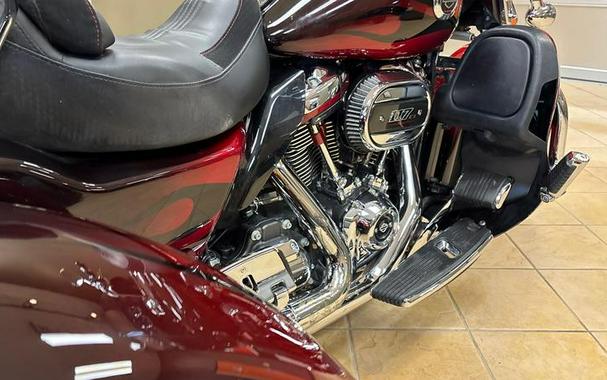 2022 Harley-Davidson® FLHTCUTGSE - CVO™ Tri Glide®