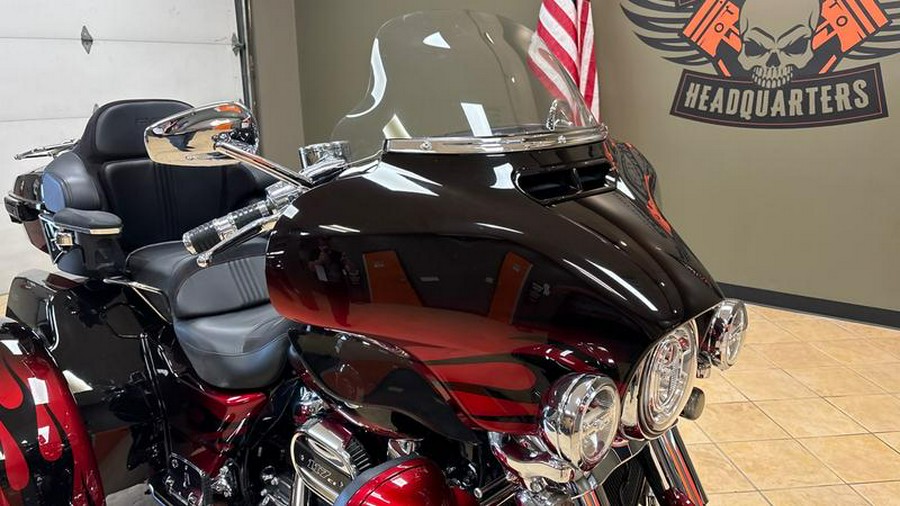 2022 Harley-Davidson® FLHTCUTGSE - CVO™ Tri Glide®