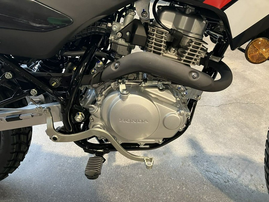 2023 Honda® XR150L