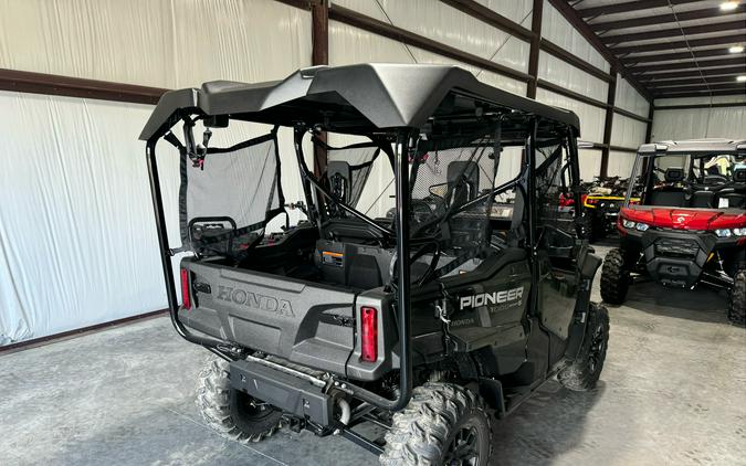 2024 Honda Pioneer 1000-5 Deluxe