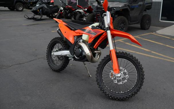 2025 KTM 300 XC
