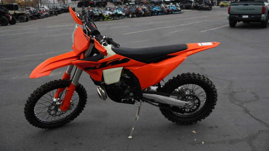 2025 KTM 300 XC
