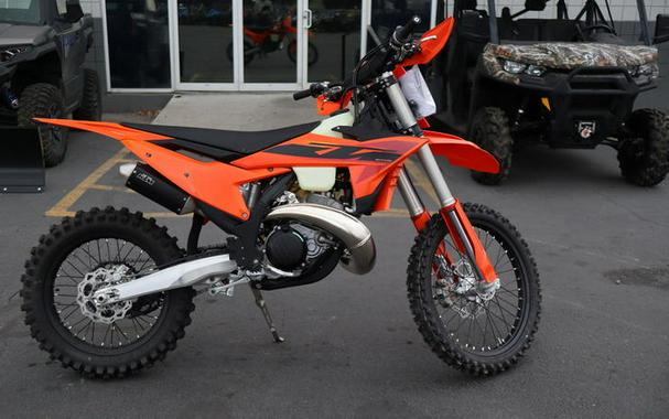 2025 KTM 300 XC