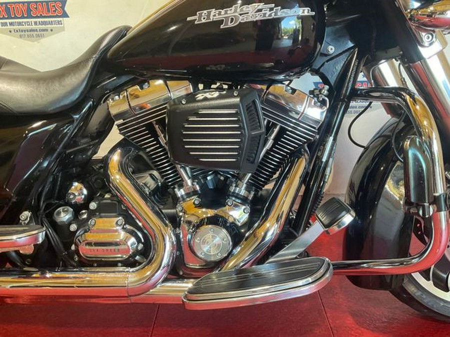 2010 Harley-Davidson Street Glide Base