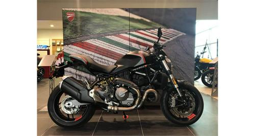 2020 Ducati Monster 821 Stealth Review (15 Fast Facts)