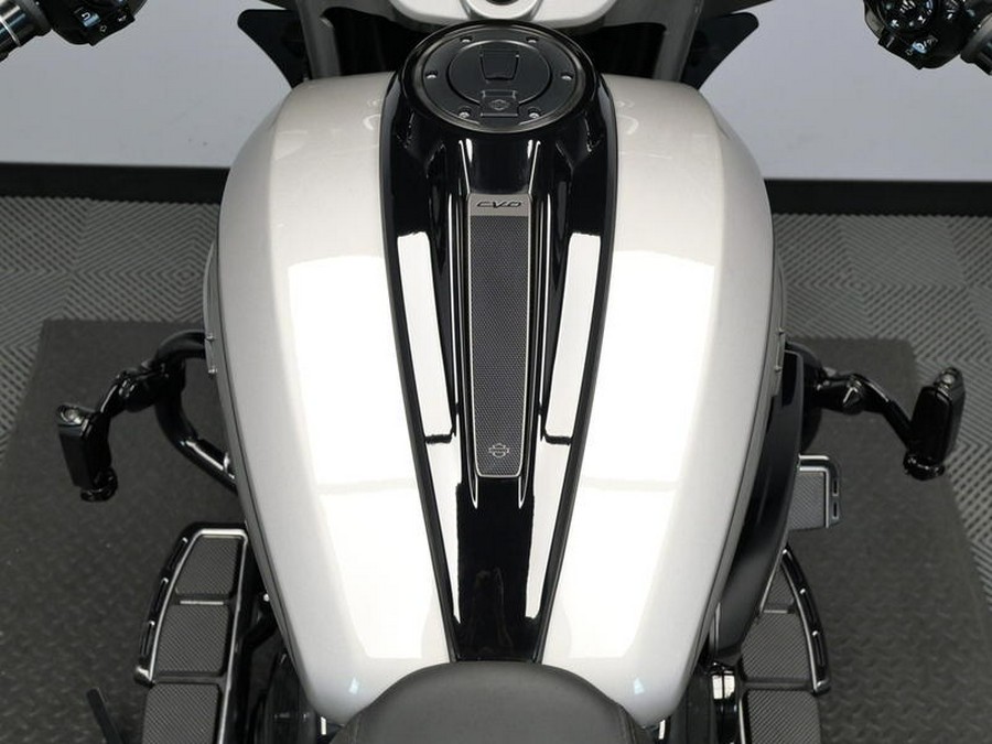 2023 Harley-Davidson® FLHXSE - CVO™ Street Glide®