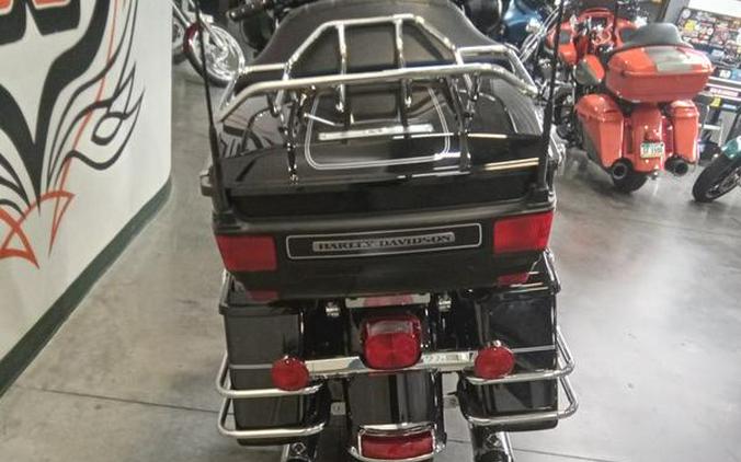 2010 Harley-Davidson® FLHTCU - Ultra Classic® Electra Glide