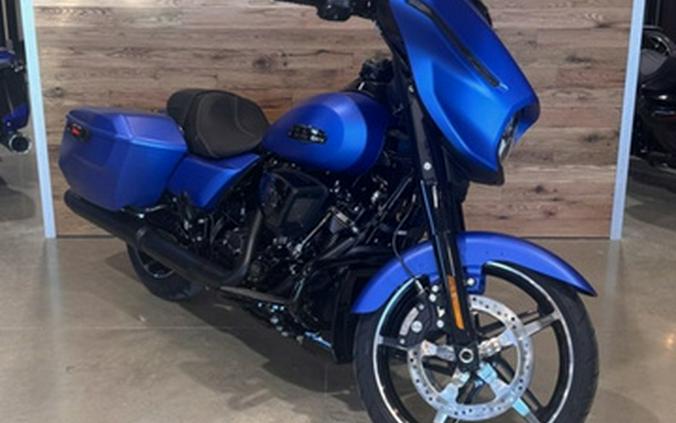 2026 Harley-Davidson Street Glide FLHX