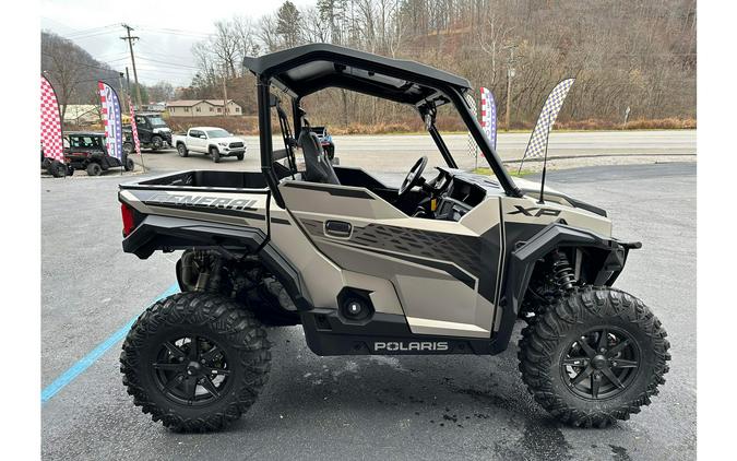 2024 Polaris Industries GENERAL® XP 1000 Premium