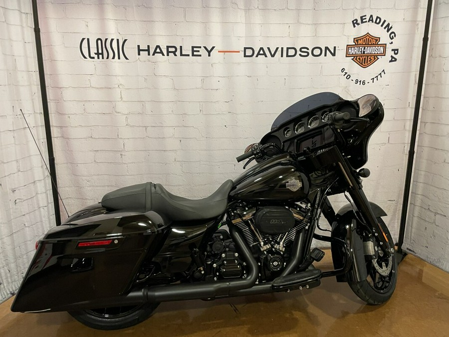 2022 Harley-Davidson Street Glide Special FLHXS Vivid Black