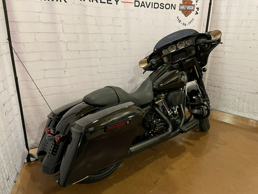 2022 Harley-Davidson Street Glide Special FLHXS Vivid Black