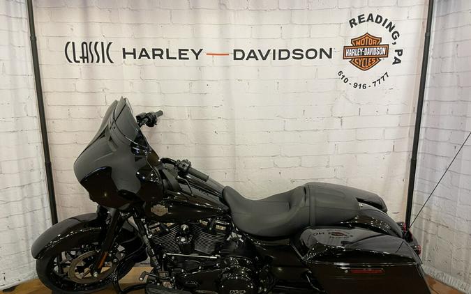 2022 Harley-Davidson Street Glide Special FLHXS Vivid Black