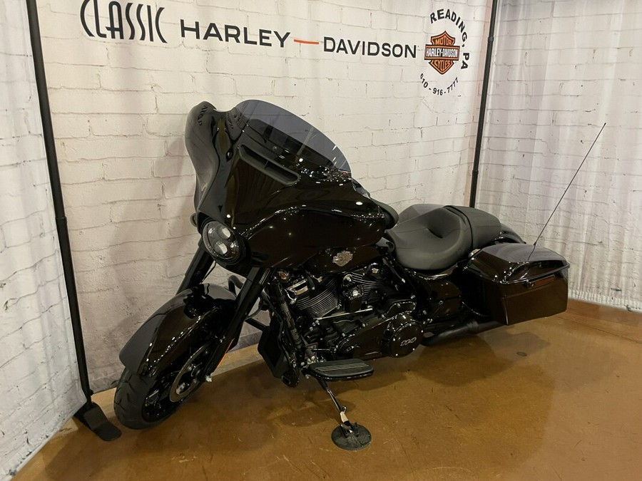 2022 Harley-Davidson Street Glide Special FLHXS Vivid Black