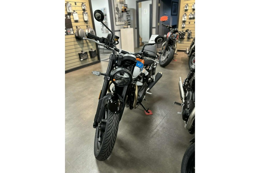 2025 Triumph Speed Twin 900