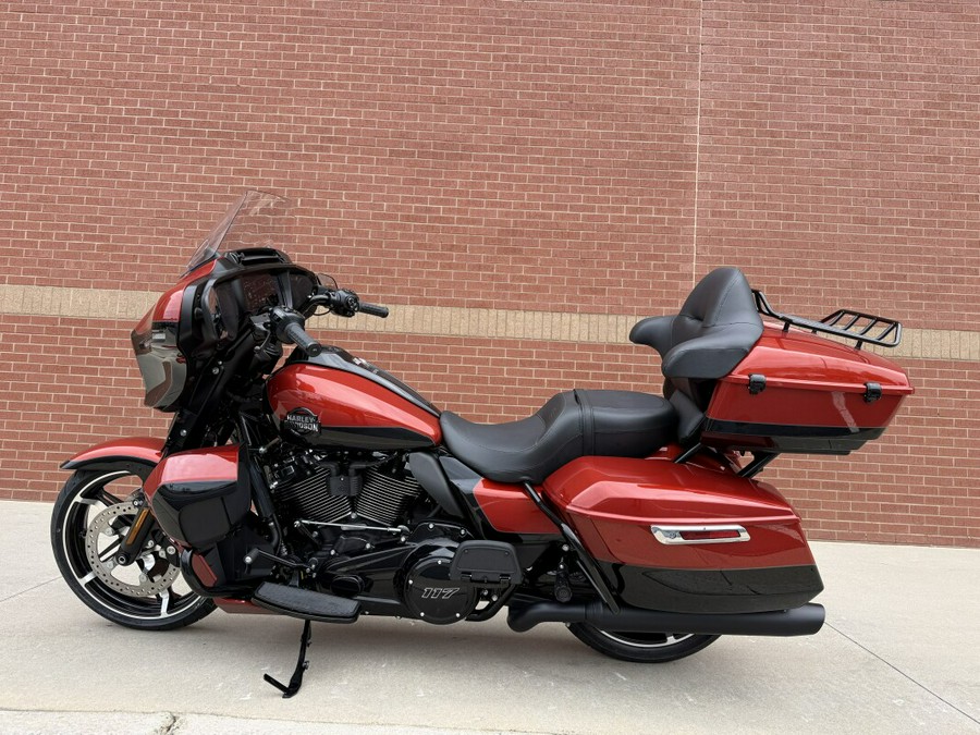 FLHXU 2025 Street Glide™ Ultra